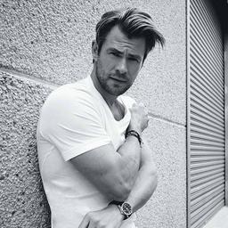 chrishemsworth