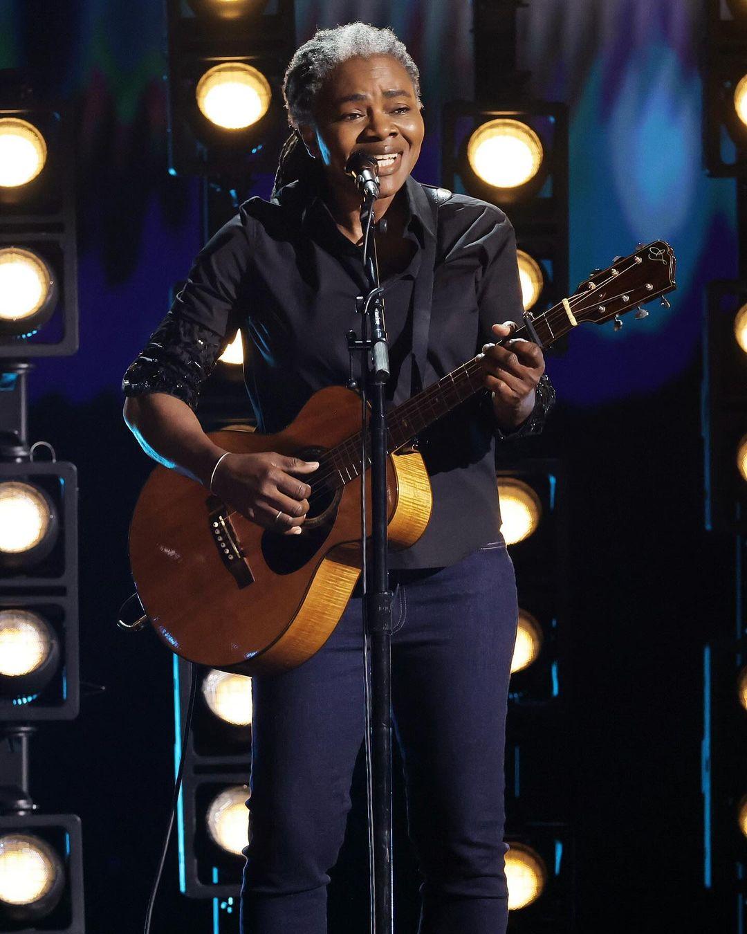 Tracy Chapman punctuated her incredible Grammys comeback performance with a custom @prada look.

Learn how the legendary musician—who sang her 1988 hit “Fast Car” with @lukecombs—wore an ensemble that nodded to her 1989 Grammys performance at the link in bio.