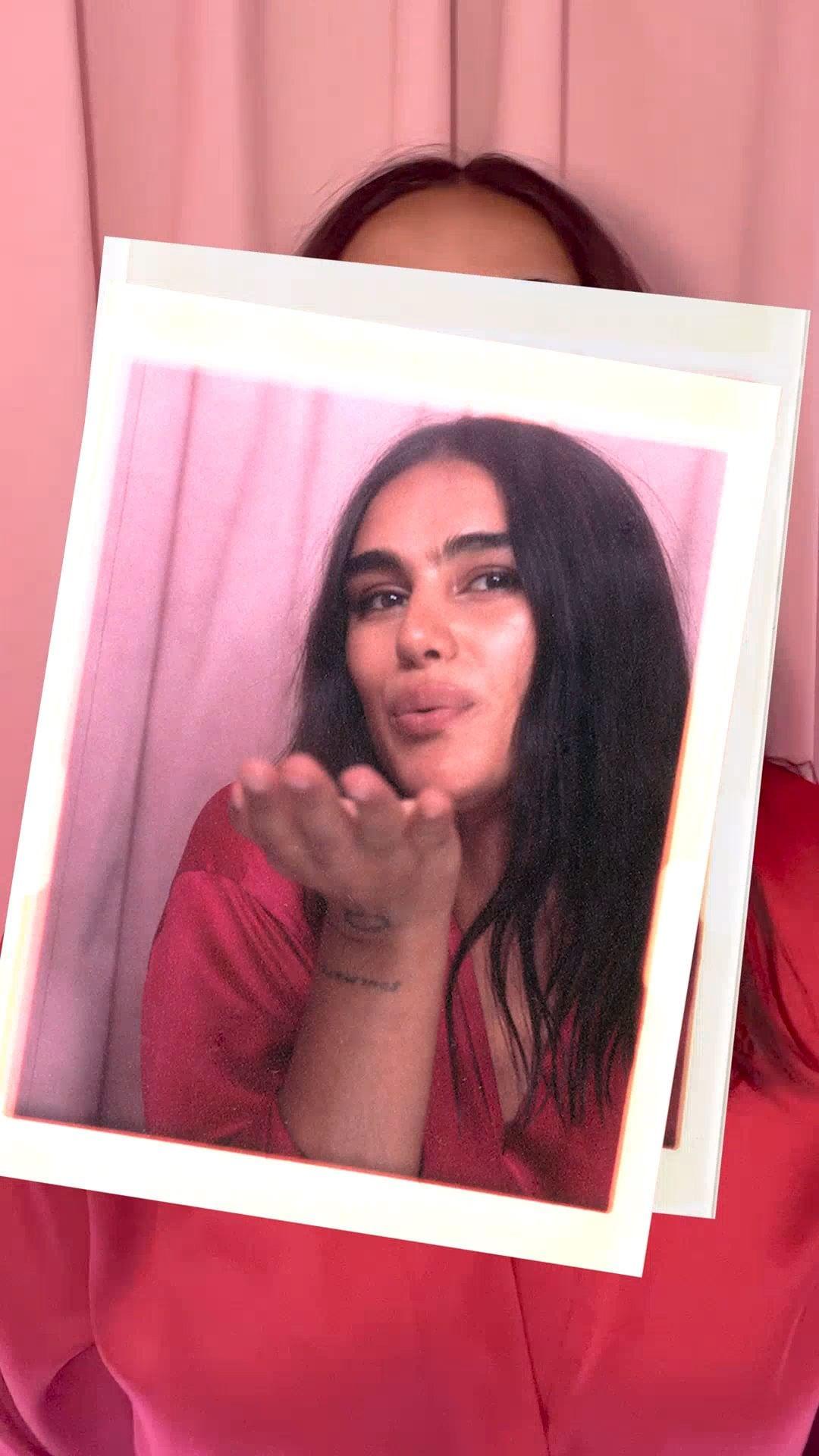 @jilla.tequila is just like us: her favorite afternoon involves a photo booth and maybe (probably) some shopping.  P.S. Get it by Valentine's Day—order by 2/9 and enjoy FREE shipping on $75+ orders.