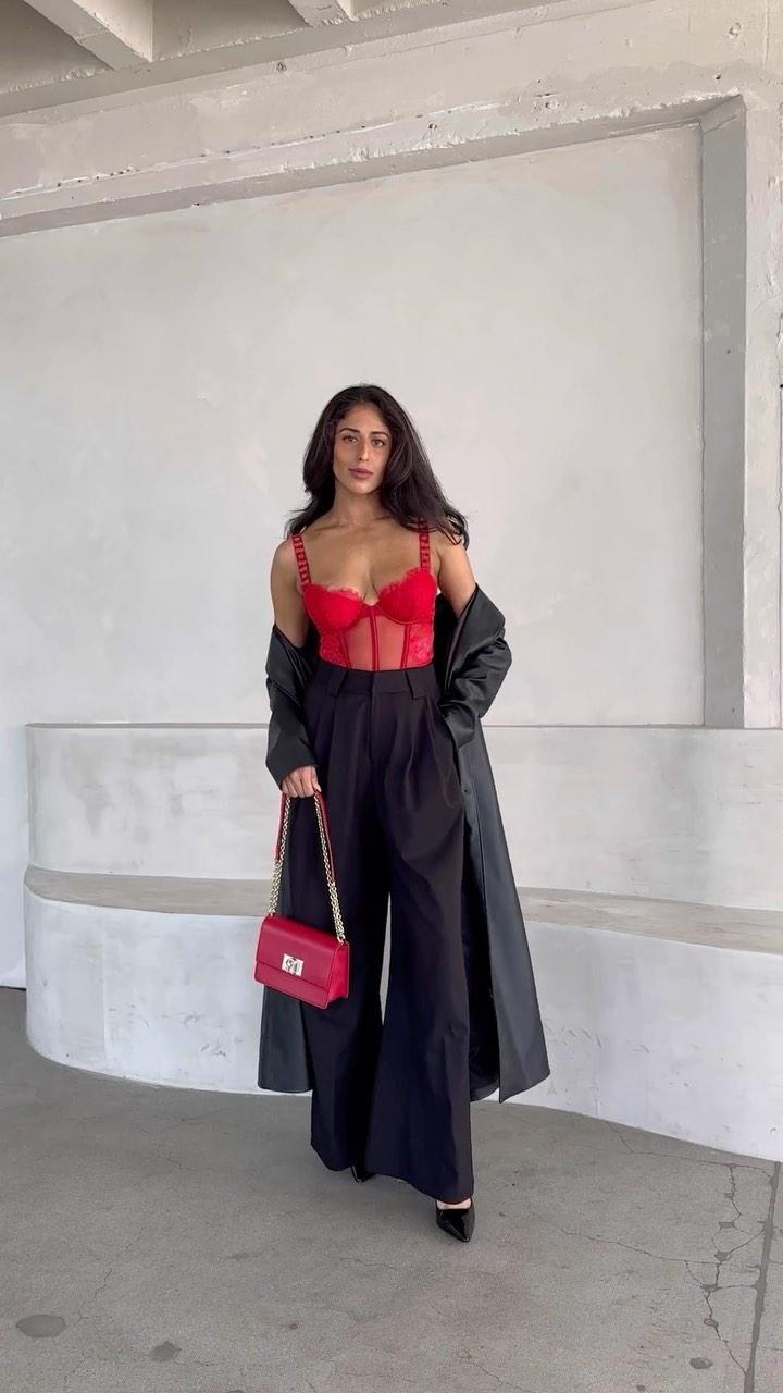 What’s better than a collection of new lingerie just for you? A fashion show of it, served up by @nicolemehta. P.S. Get it by Valentine’s Day—order by 2/9 and get FREE shipping on $75+ orders.