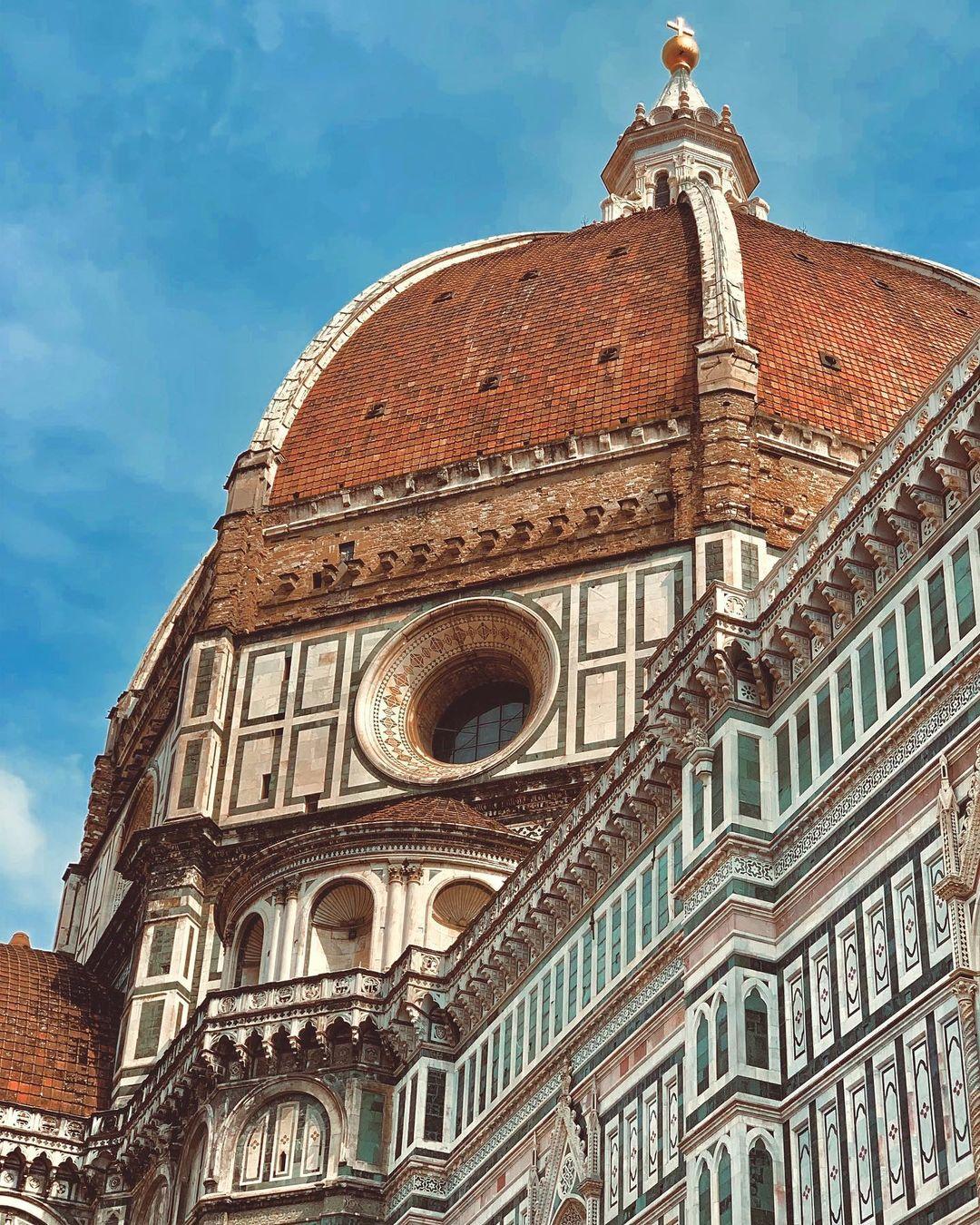 New routes for the fall✈️💙

For a fall city break to remember, Florence is one of our favorite destinations. With resumed routes to the city in the heart of Tuscany, as well as to Amsterdam, Dublin, Krakow and Prague, we will now be flying more than 160 direct routes to 90 destinations during the fall.

See all our destinations on flysas.com

Welcome onboard!

#flysas #wearetravelers #florence #firenze #italy #tuscany