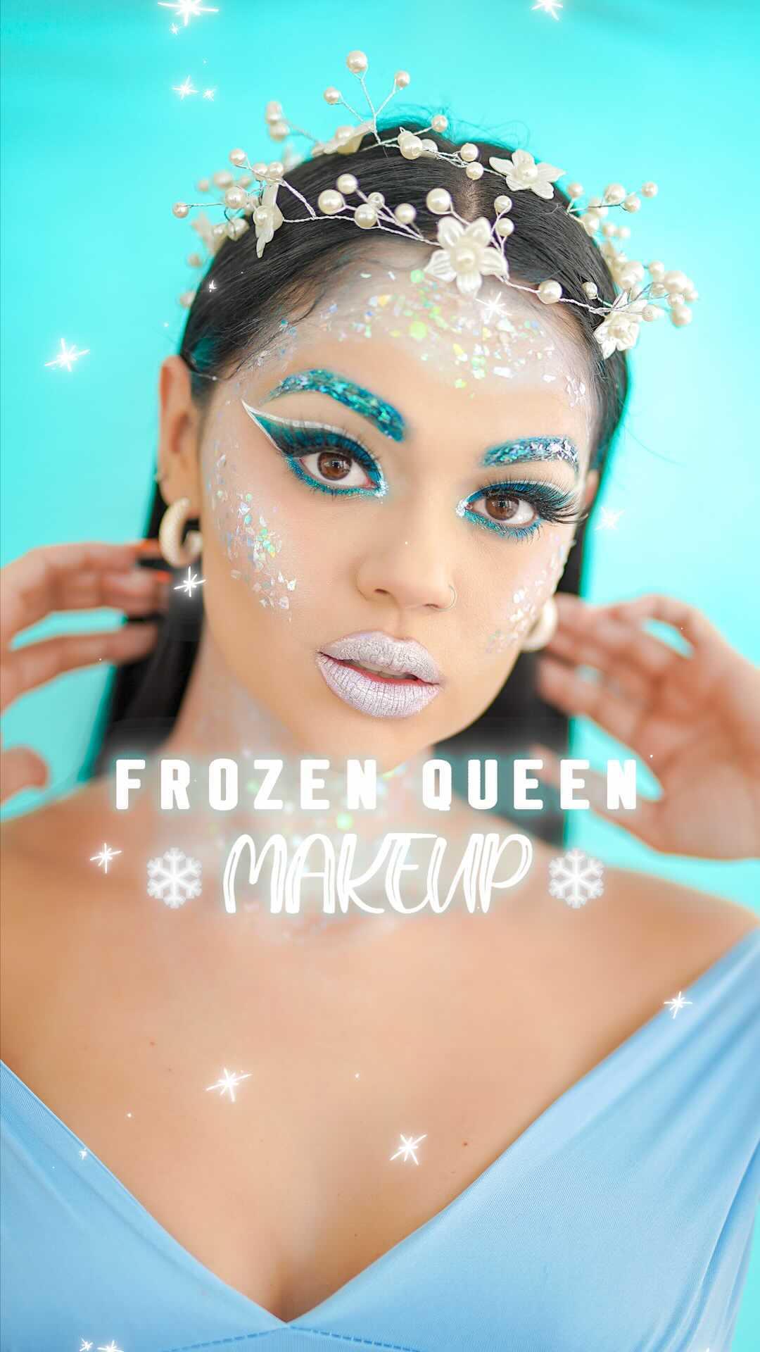 ❄️☃️FROZEN QUEEN MAKEUP•REINA DE HIELO☃️❄️
Edición Halloween🎃
Comenten mucho el Emoji de este tutorial que son estos copitos de nieve❄️❄️❄️ para escoger aleatoriamente entre los comentarios a 10 de ustedes para postear sus Instagram en mis historias (No se olviden de subir sus videos o fotos a sus historias y etiquetarme para la nueva Dinámica) ya quiero ver sus maquillajes😍
🎥: @harry_homa