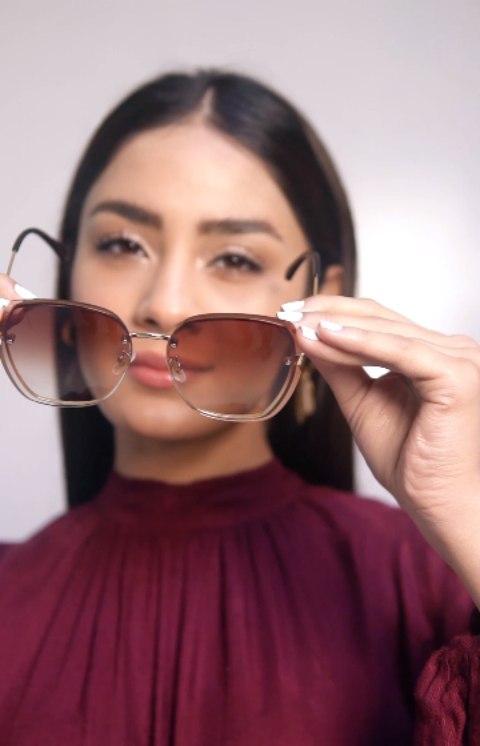 Make a fresh statement with these rose gold rimless designer shades &amp; French style 18k gold plated vintage acrylic drop earrings !! @mbasicsofficial

Product Code: ASG-W21-007
Earrings Product Code: AER-W21-061

M | Basics Accessories Now Available In-Stores &amp; Online at https://www.mariab.pk/m-basics/accessories.html

#MariaB #MBascis #MbasicsAccessories #MbasicsSS22
*Follow our dedicated page for constant updates https://www.instagram.com/mbasicsofficial/