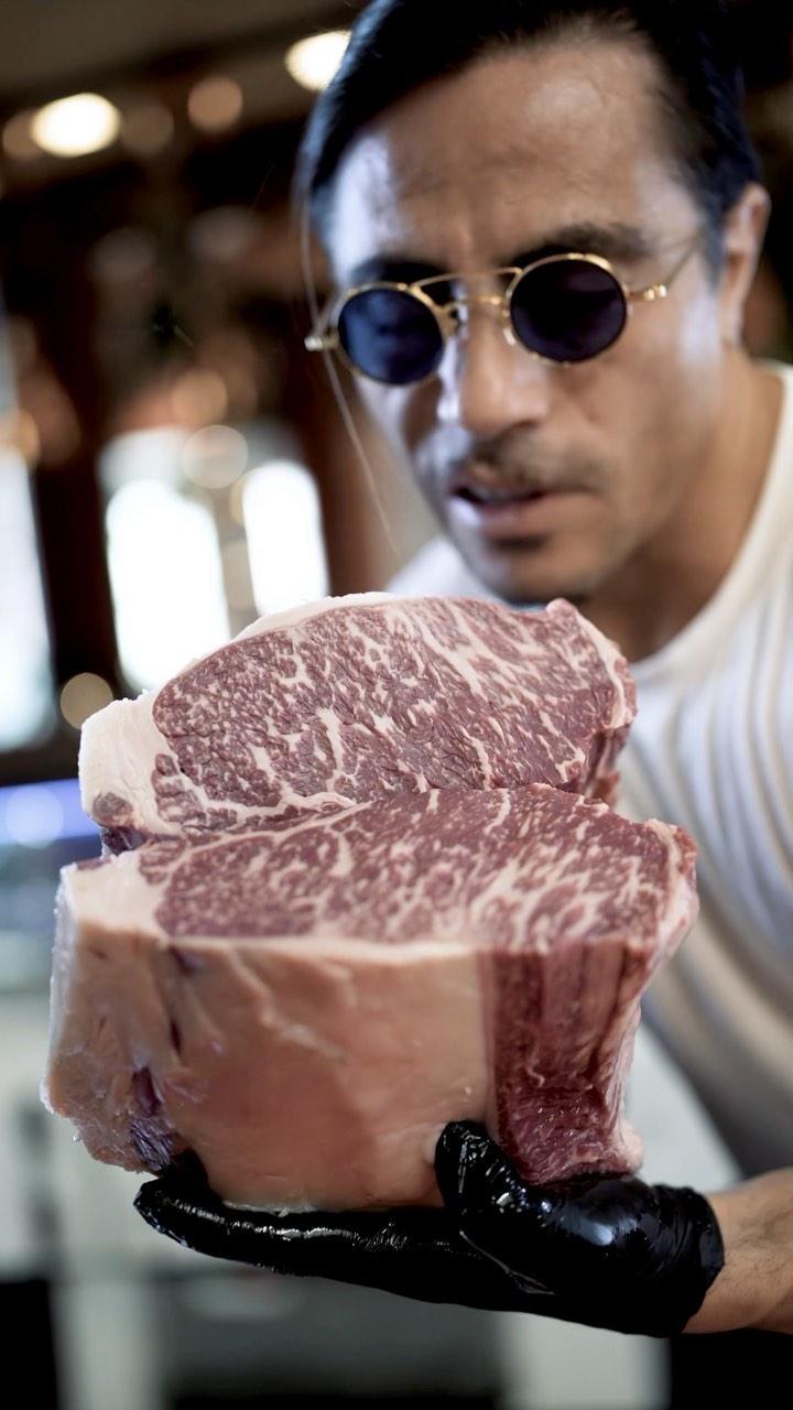 
 Wowww steak 🥩 #saltbae #saltlife #salt 
 