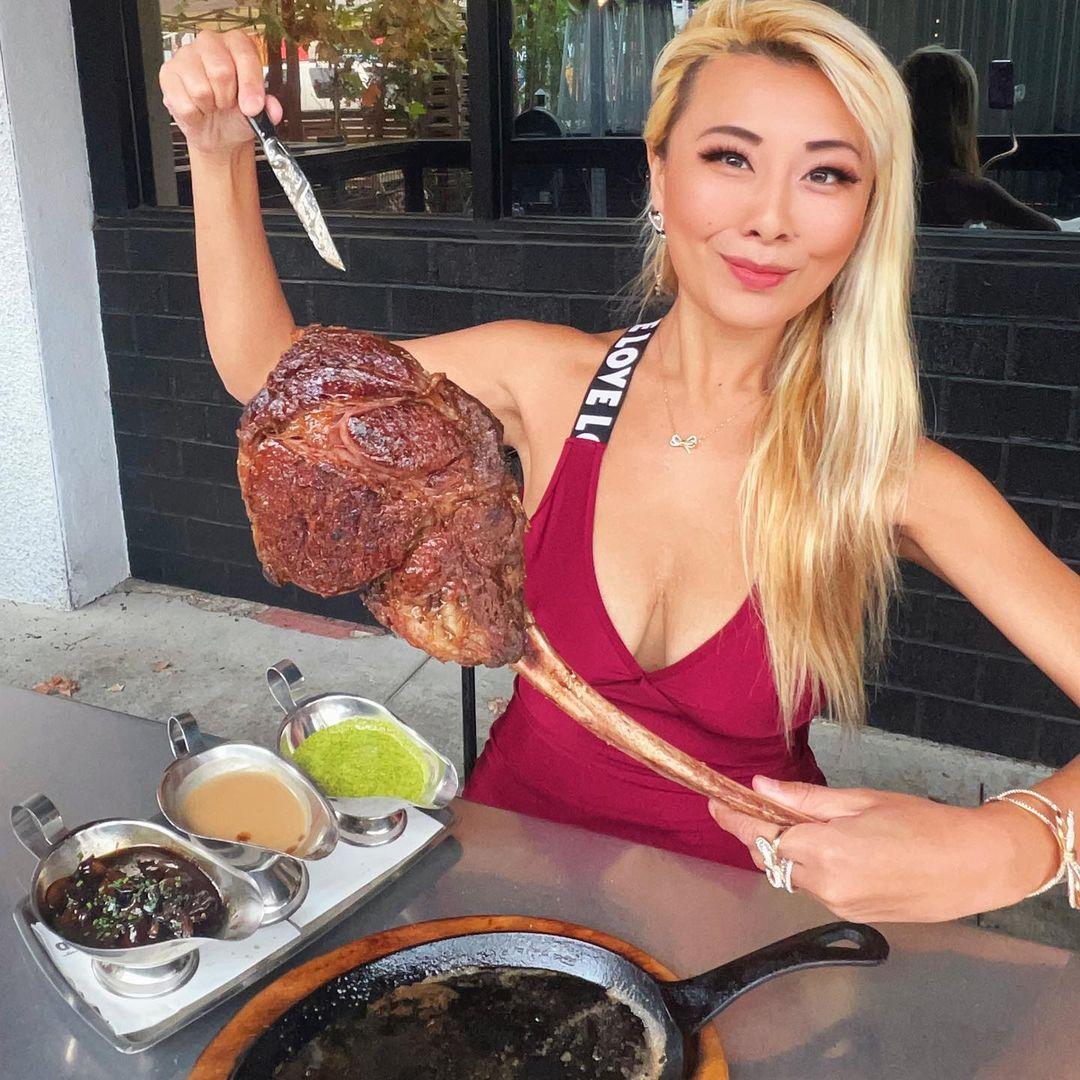 class="content__text"
 The biggest steak 🥩 in Downey?! At @lksdkitchen —&gt; https://youtu.be/ddTYtTkronA 
 