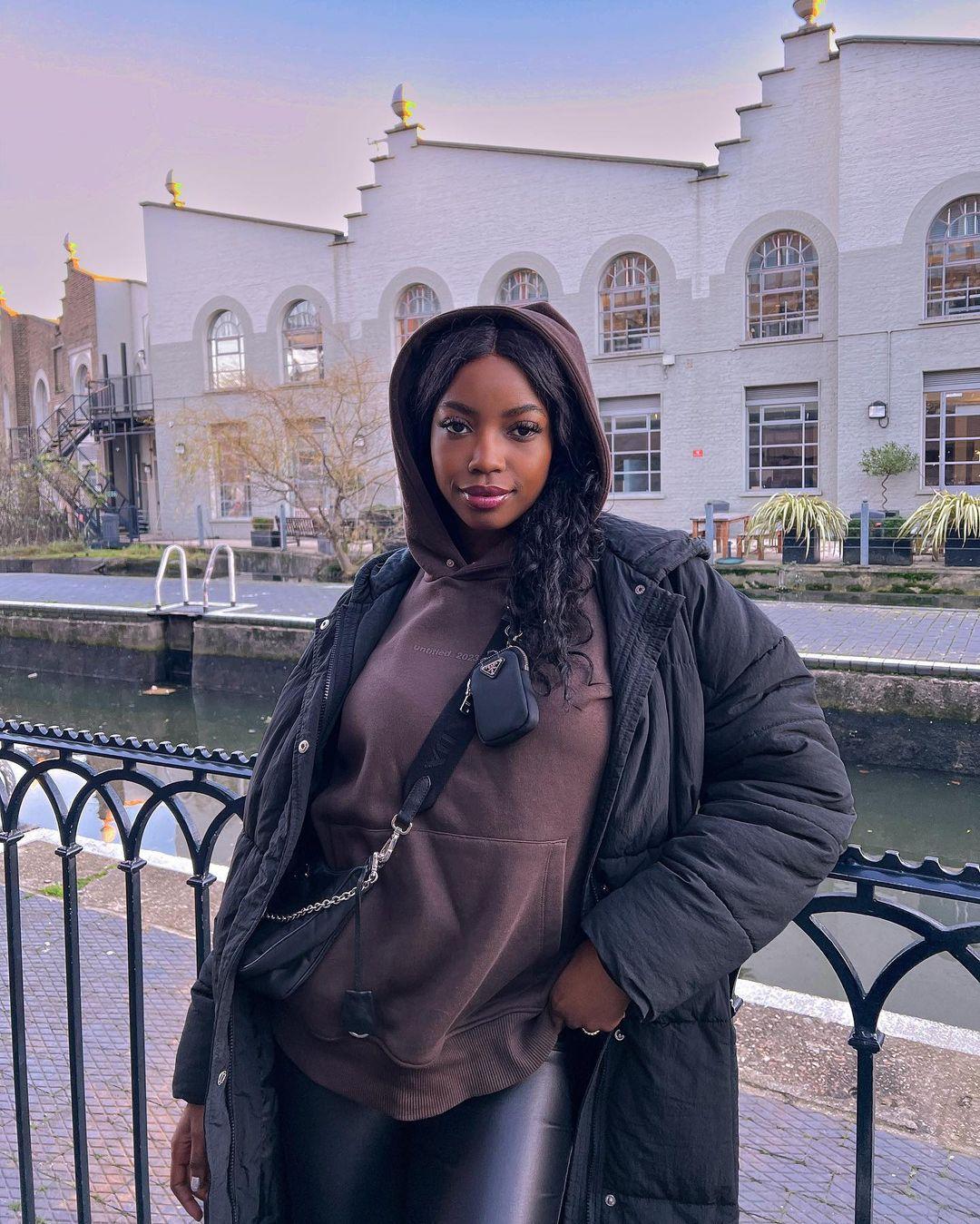class="content__text"
 Focus on why it bothers you, not what he/she said 💕✨☁️🌪️

Jacket: missguided
Bag: prada 
Hoodie: zara 
.
.
.
.
.
.

 #blackgirlblogger #blackgirlfashion #brownskingirl #blackbeauty #outfitgoals #inspoforallgirls #streetstyle #whatiworetoday #streetwear #viral #styleinspo #pufferjacket 
blackgirlblogger blackgirlfashion streetstysle aesthetic 
 