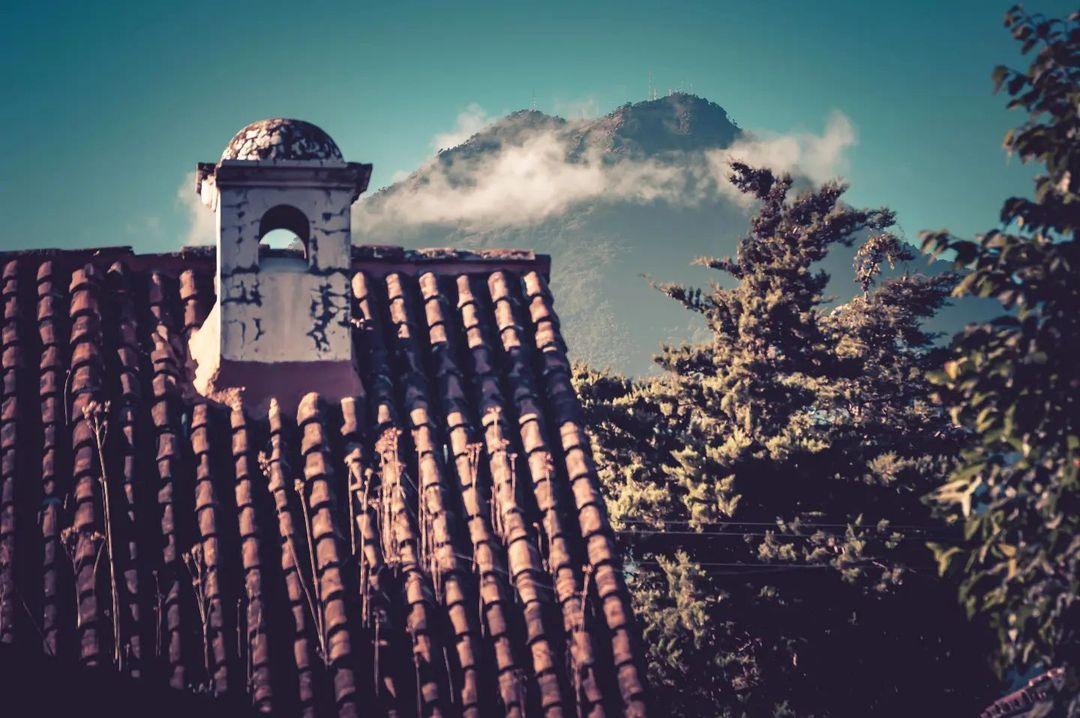 class="content__text"
 #📷 @js.hernandez14
Techos de teja
.
.
.
.

————— 
Comparte con nosotros tus publicaciones en instagram con el HT: #MundoChapin o #MundoChapinCom

 #Guatemala 
 