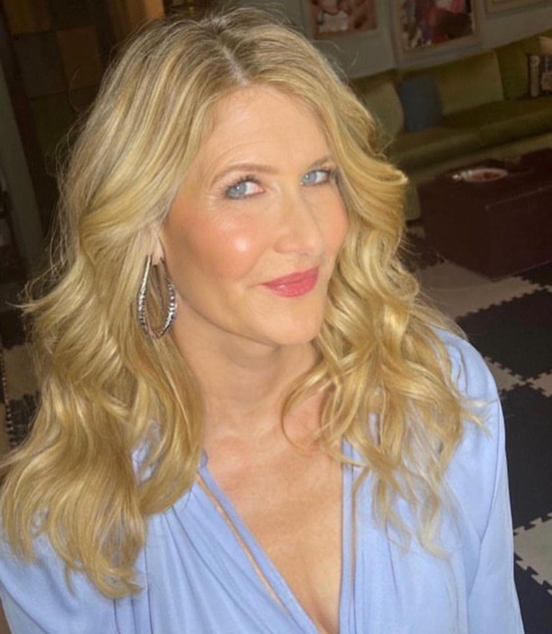 class="content__text"
 Happy birthday to the divine @lauradern 🥂❤️🦄

 #lauradern #happybirthday #theloveliest 
 