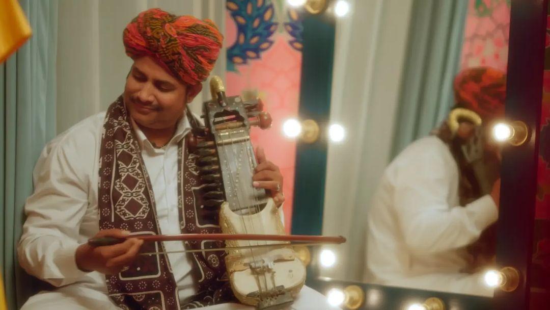 class="content__text"
 Screengrabs from one of my recent projects with @raaheinbydearsunshine@shefali_khanna_ 'Jalalo Bilalo' a Rajasthani folk song.
Check out the full video on YouTube.
.
@swapnaliesachddev@khush_ghughtyal@alecdsouza_@kartikayxedit@tasar.xx@archit_agrawal.blues 
.
 #musicvideo #folksong #rajasthanisong #rajasthaniculture #incredibleindia #cinematicvideo 
 