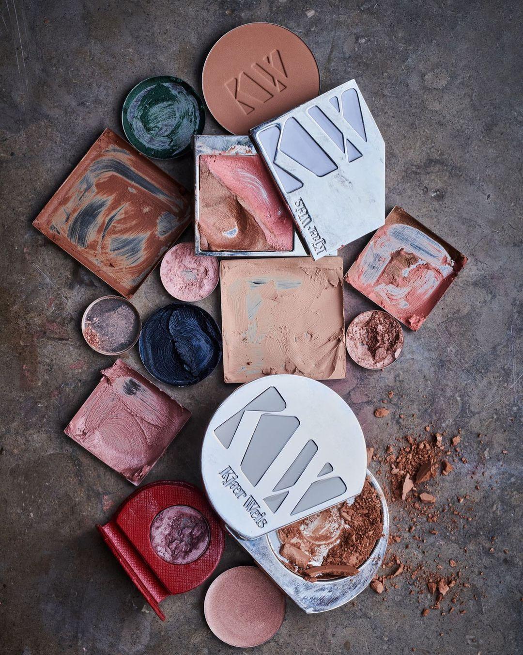 class="content__text"
 We are always conscious about what we put out into the world, which is why we use only the best ingredients in our products 🙌 every single ingredient in a Kjaer Weis product has been carefully considered for its ability to work with the skin, not against it...it's safe to say your skin will thank us ✨ 
 