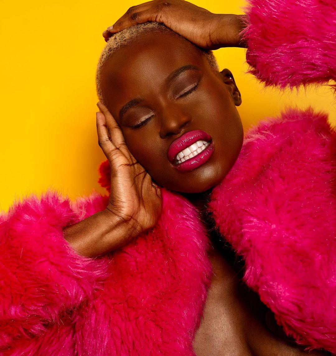 class="content__text"
 Homage to @gracejonesofficial with our gorgeous @wokiezariaa Photographs by @ashguptaslife 
Photo Assist/ DIT @tuhanbedi 
Photo Assist/ Producer @jwicecarver 
Styled by @ jessejcollections @thetrendhaus 
MUA @mattiemariemakeup 
BTS video @chiefjusticehamilton 
Digital Post Production @sahilrohira