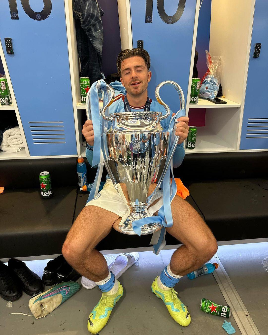 The champions league…. The treble 😢 the stuff I couldn’t even dream of. Wow 🏆🏆🏆