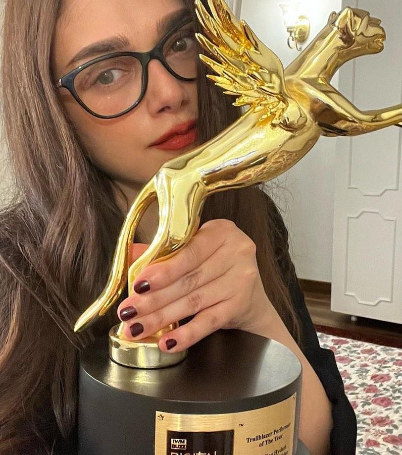 class="content__text"
 #Repost @aditiraohydari 
・・・
The beginning of a jubilee year!!!! 
Sumitra kumari is thrilled! 
Thank you to the most incredible team team…❤️
Vikram sir thank you forever and tightest hug ever 🤗
Thank @iwmbuzz 🙏🏻
Yayeeeee 🥰
Ps- that’s a pretty looking award! I’m all for flying tigers and magical creatures 😍 
 