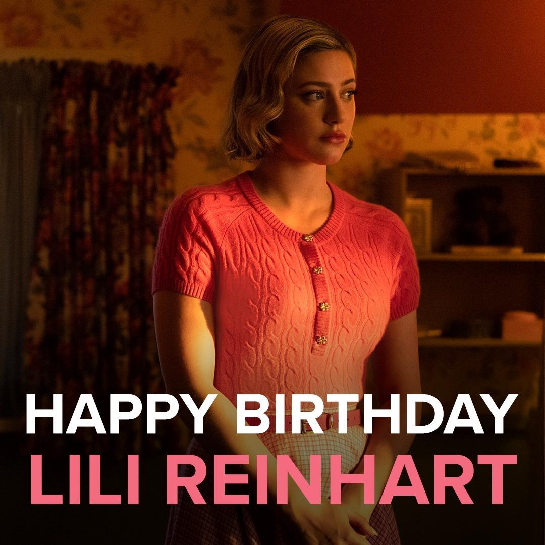 💕 💐 💝 Happy birthday, @lilireinhart! #Riverdale