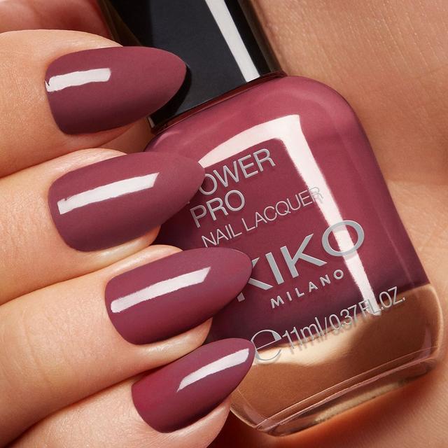 Achieve vibrant, streak-free nails with the captivating Persian Red shade of our Power Pro Nail Lacquer. Enjoy a professional finish that lasts flawlessly for up to 7 days! 💅 Would you wear this hue? 💖 ⁣
⁣
#KIKONails #naillacquer #nailpolish #nailinspo #ciutenails⁣
⁣
New Power Pro Nail Lacquer 24