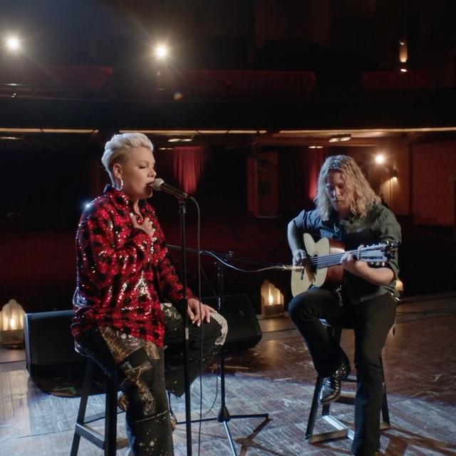 There’s nothing better than performing just me and a guitar. That’s how I grew up singing! The acoustic version of “All I Know So Far” is out now on @amazonmusic for #AmazonOriginals. Check out the link in my bio to listen ✨