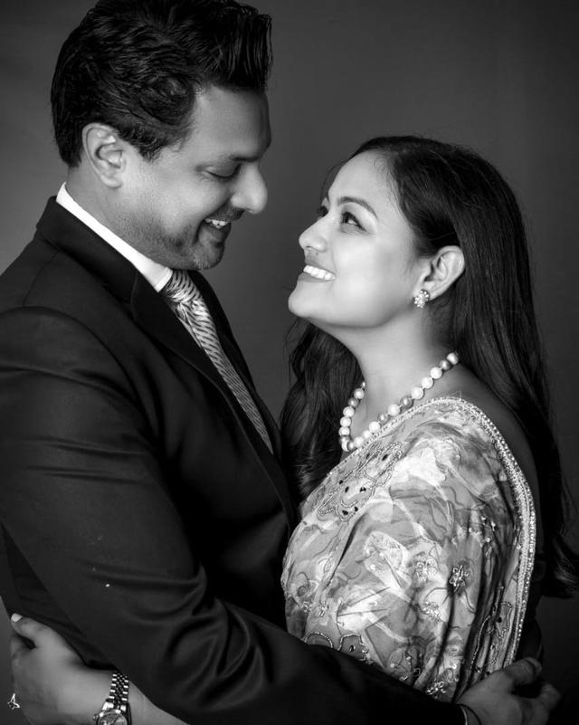The most wonderful thing I decided to do was to share my life and heart with you.
Happy anniversary to the love of my life.
@dee_b_rana