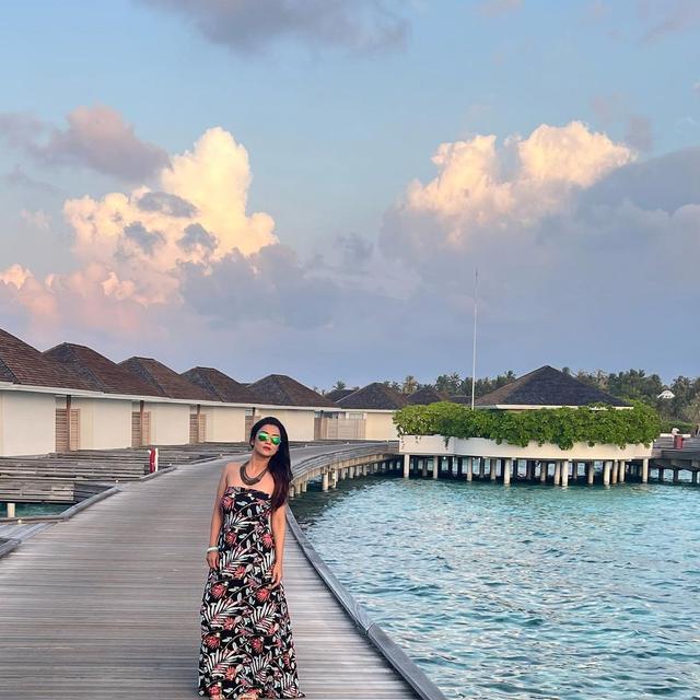Energising!! ✨
.
.
@kandima_maldives 
#kandima #mykindofplace 
.
@nidhikurda 
.
#travel #maldives #serenity #peace #travelgram #traveler #travelling #calm #ootd #outfit #fashion #instagood #instadaily #fyp #adaakhan