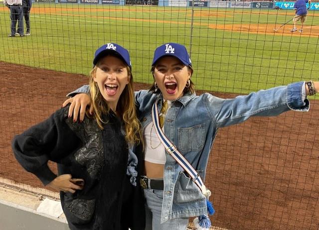 
 WhT. A. Night. 
We cheered, waved, squealed, ate hot dogs, and I took many videos of all the players sassing their bats. 
Thank you @dodgers for such a brilliant time. Looking forward to the next one.. 💙

I do want to know what washing detergent you guys use to get out those red mud stains… #importantquestions 
 