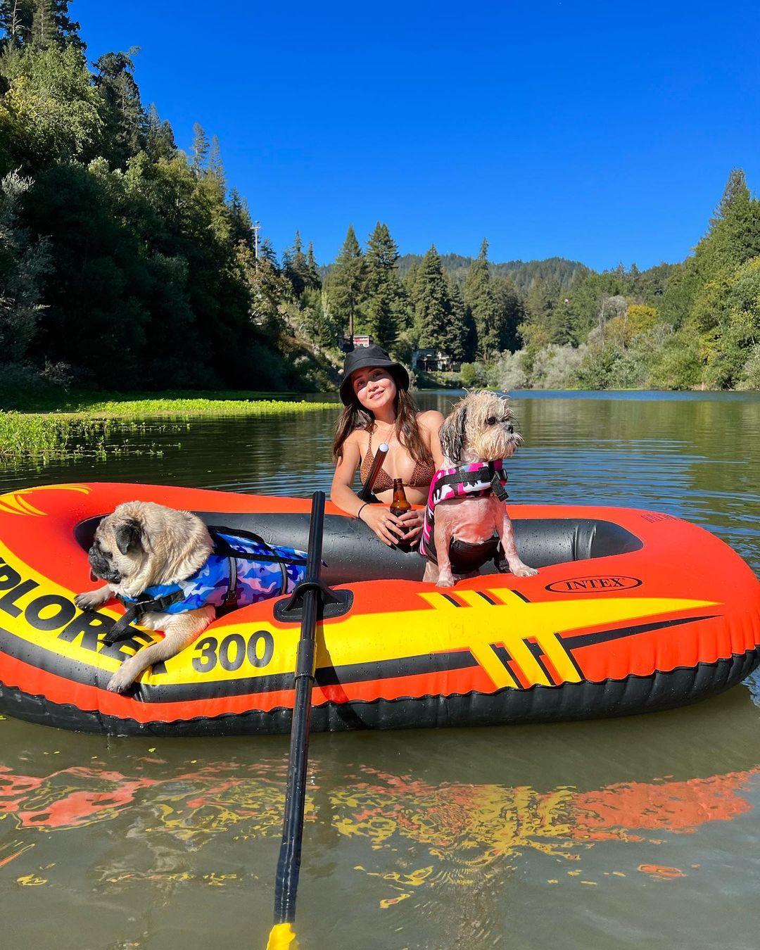 class="content__text"
 Labor day camping with my babies 🐶 #firstcampingtrip #doggos #russianriver 
 