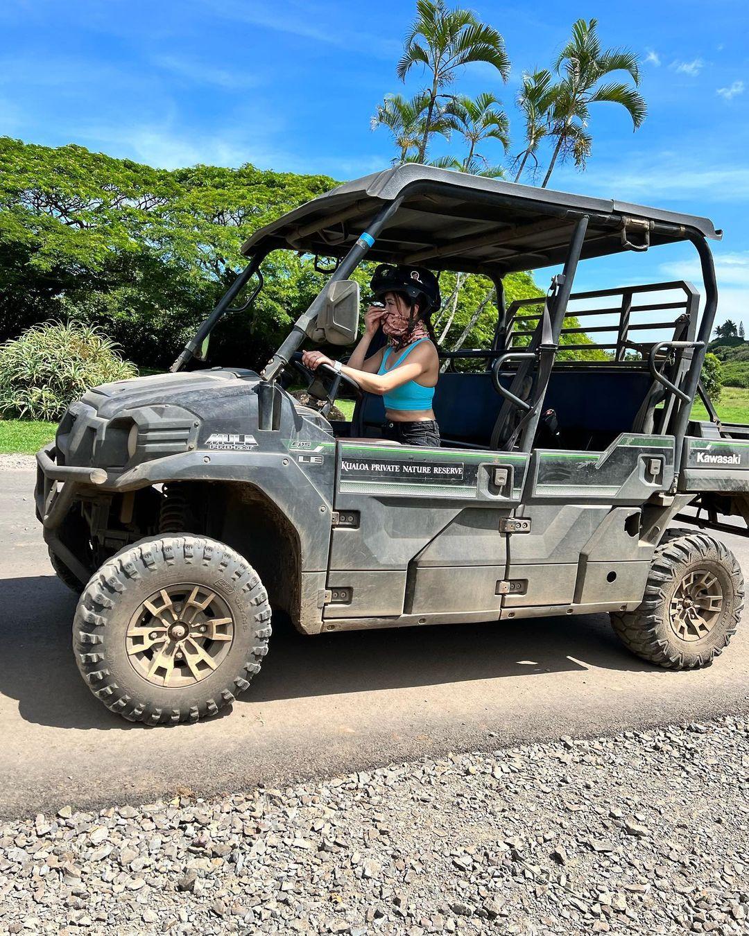 class="content__text"
 UTV tour in Hawaii #jurasaicpark #kualoaranch 🌺 
 