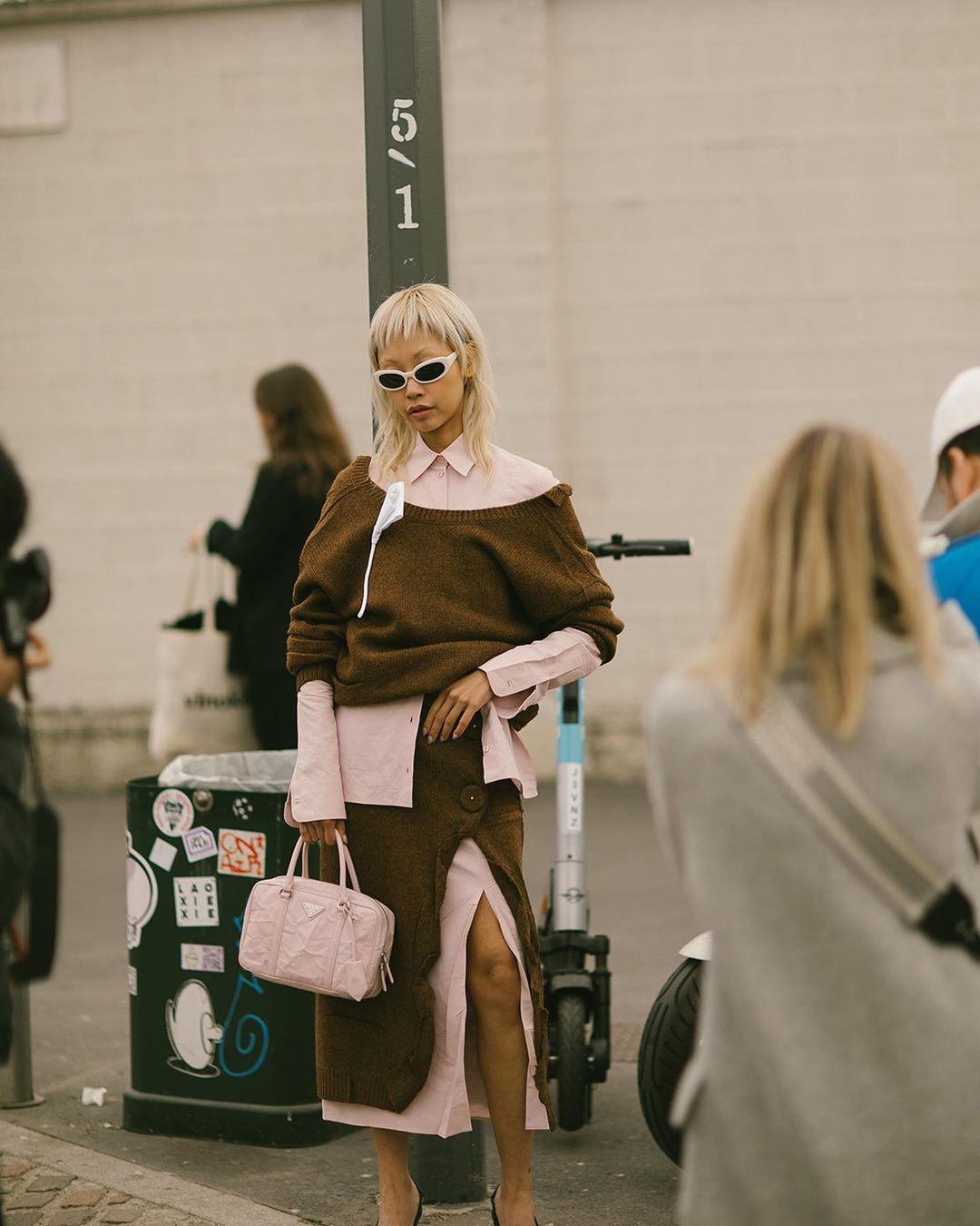 class="content__text"
 Ciao Milan. Swipe for our round-up of the very best street style from the streets of #MFW.

Photography @noorunisa 

 #MilanFashionWeek
 #BrownThomas 
 